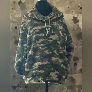 Camouflage Soft Stretch Teddy Slip-On Comfortable Hoodie Size 1X